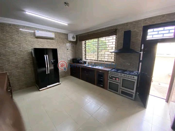 4 bedroom House For Rent Airport Residential Area Accra - 4