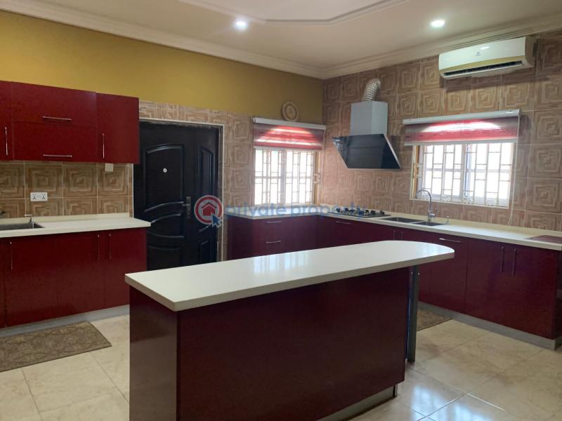 4 bedroom House For Sale Baatsona Estate Spintex Accra - 6