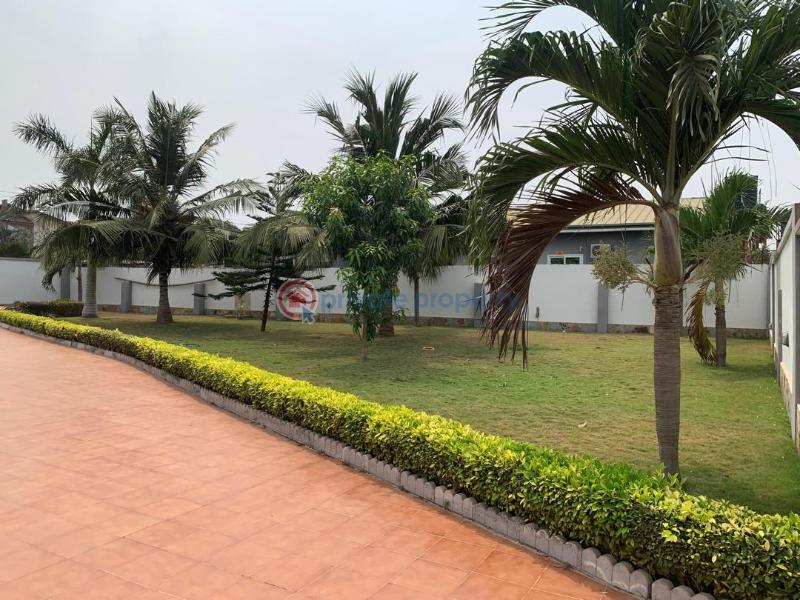 4 bedroom House For Sale Baatsona Estate Spintex Accra - 19
