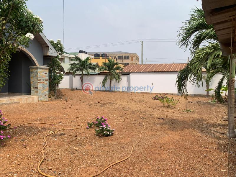 4 bedroom House For Sale Baatsona Estate Spintex Accra - 1