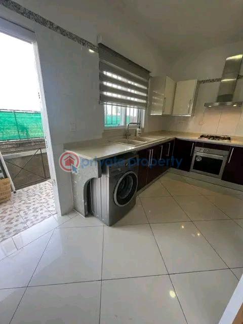 4 bedroom Townhouse For Rent East Airport Airport Residential Area Accra - 3