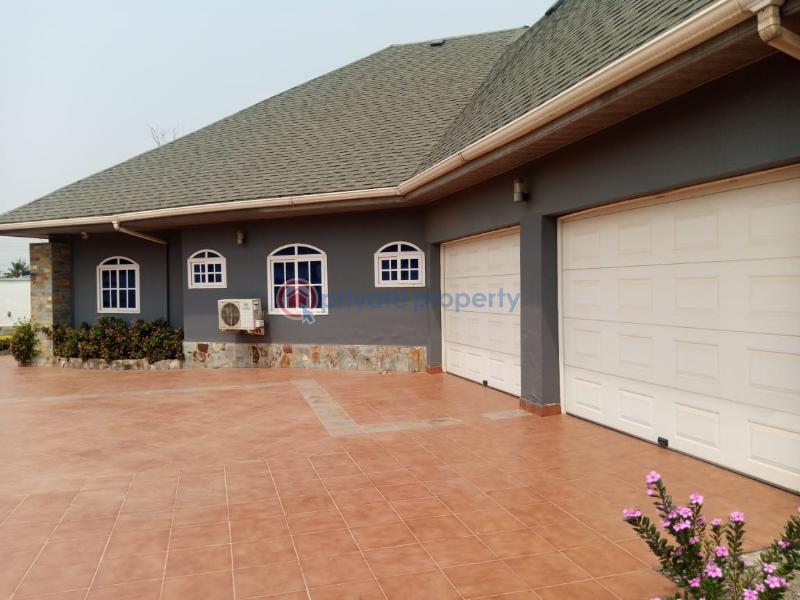 4 bedroom House For Sale Baatsonaa Spintex Accra - 12