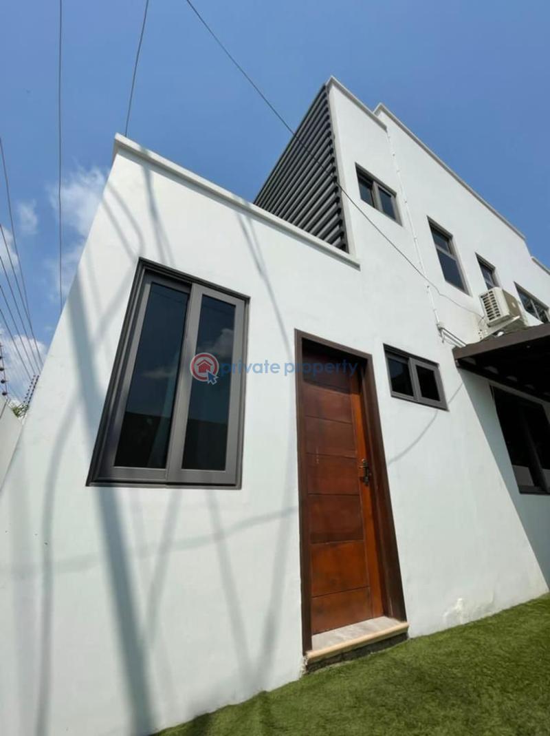3 bedroom Townhouse For Sale Legos Avenue Accra East Legon  - 11