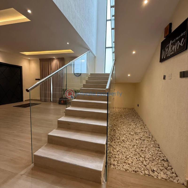 5 bedroom House For Sale Zoomlion School Junction East Legon Accra - 11