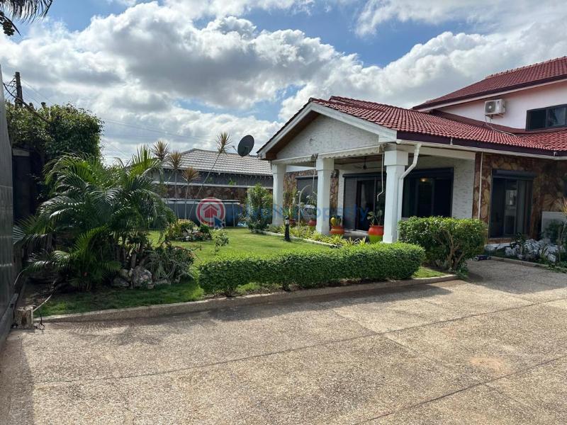 7 bedroom House For Rent East Legon Accra - 1