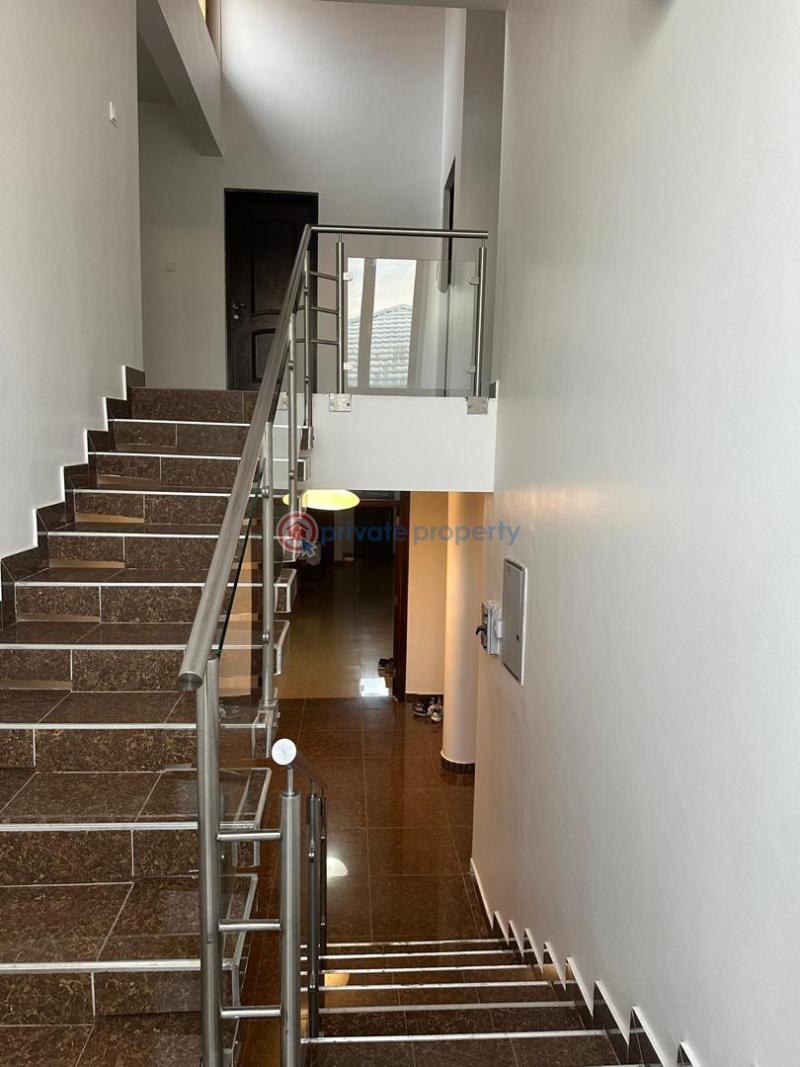 7 bedroom House For Rent East Legon Accra - 4