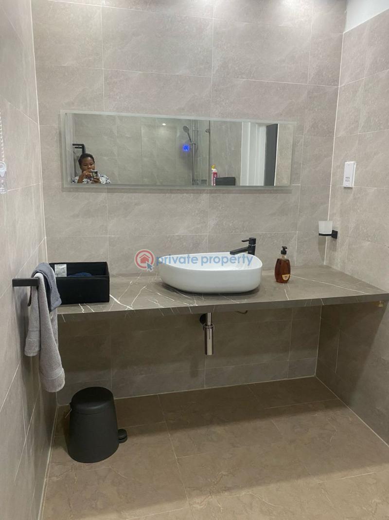 4 bedroom Townhouse For Rent North Ridge Accra - 9