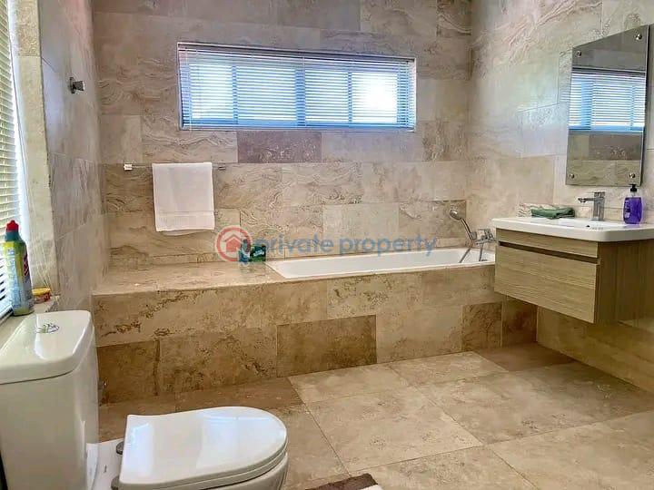 4 bedroom Townhouse For Rent Cantonments Accra - 10