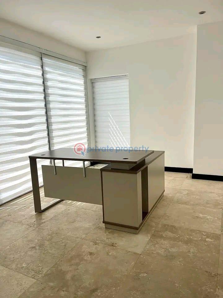 4 bedroom Townhouse For Rent Cantonments Accra - 8