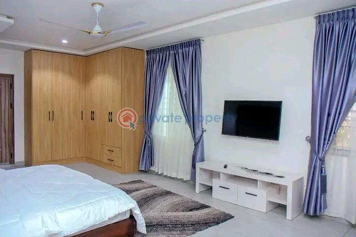 4 bedroom Townhouse For Rent East Airport Airport Residential Area Accra - 7