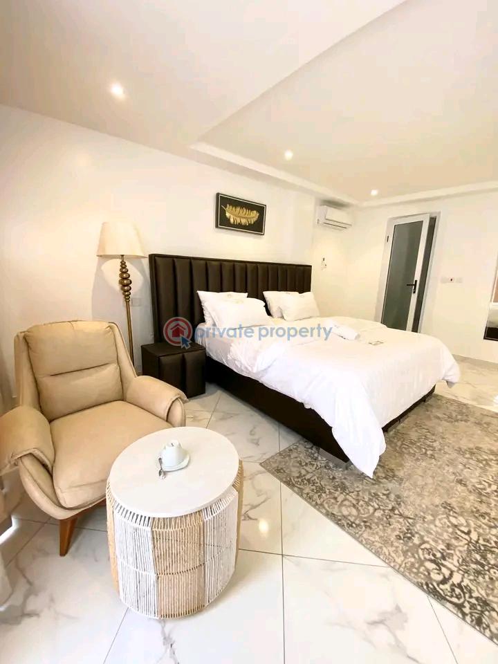 4 bedroom Townhouse Short let East Legon Accra - 8