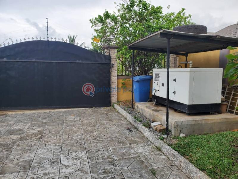 5 bedroom House For Sale Apowa Sekondi-Takoradi Western Region - 8