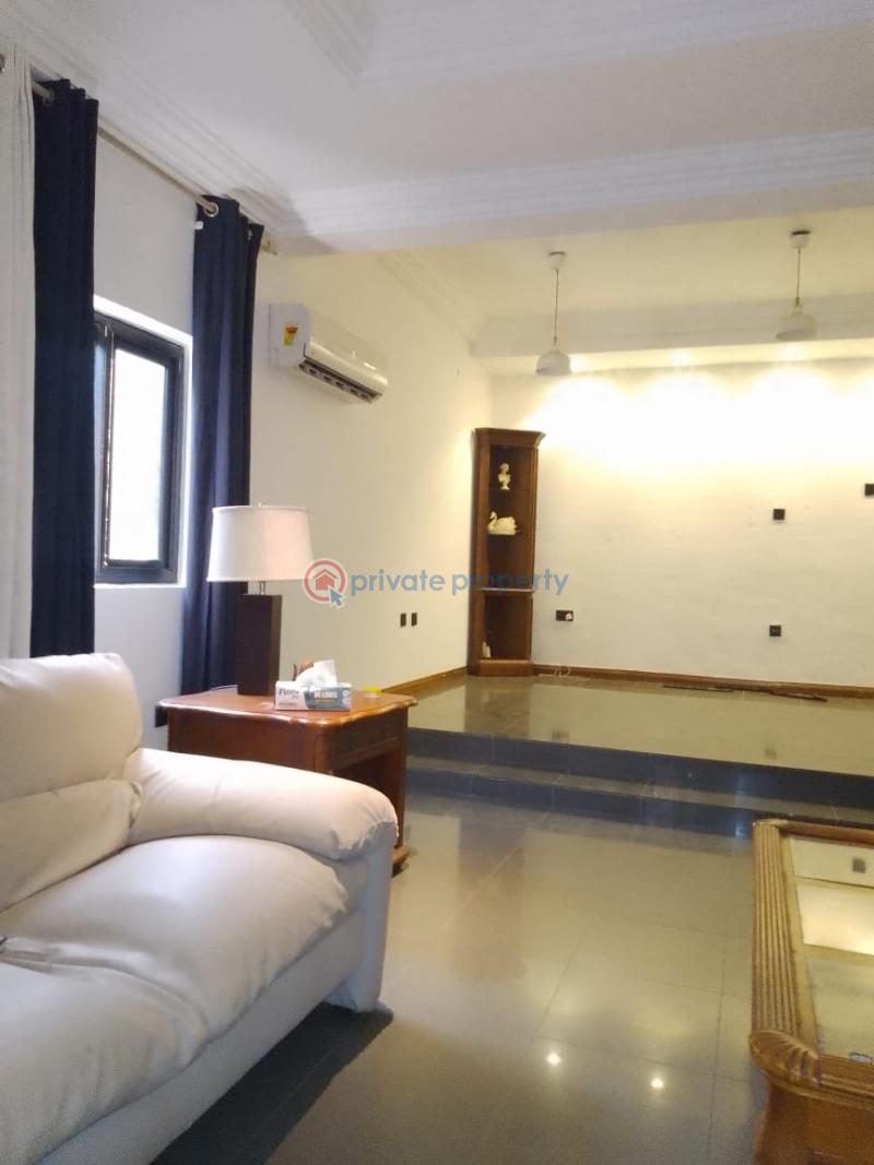 5 bedroom House For Rent Osu Accra - 7