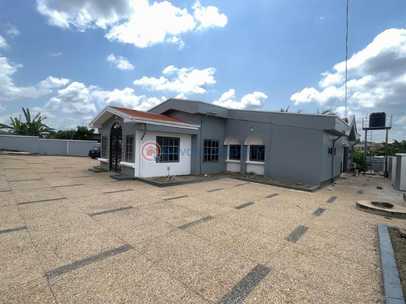 5 bedroom House For Sale Santasi Apampatia Atwima Kwanwoma Ashanti - 3