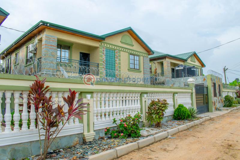 5 bedroom Semi detached Duplex For Rent Cape Coast Jukwa Road, Mpeasem Ame Zion School First Speed Ramp Cape Coast Metropolitan Central Region - 2