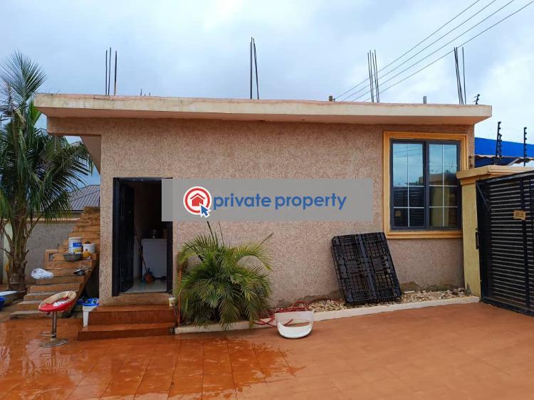 5 bedroom Townhouse For Sale &nbsp;oyarifa Ghana Flag Oyarifa La Nkwantanang Madina Municipal Accra - 11