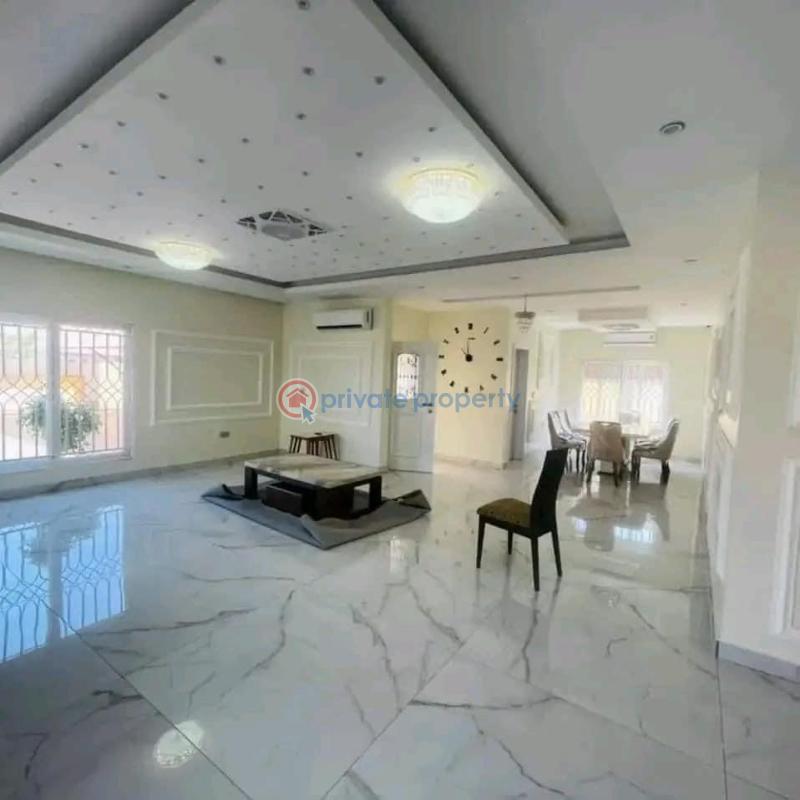 6 bedroom House For Sale Com 18 Comm 18 Spintex Accra - 5