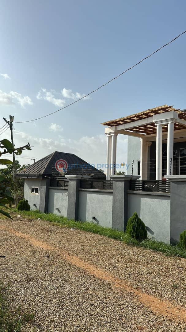 6 bedroom House For Sale Yabi On Kwadaso Agric Road Kumasi Metropolitan Ashanti - 8