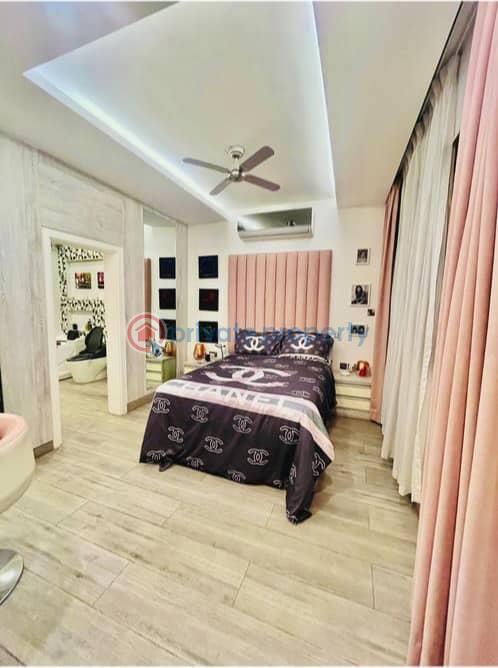 8 bedroom House For Sale Labone La Dade Kotopon Municipal Accra - 24