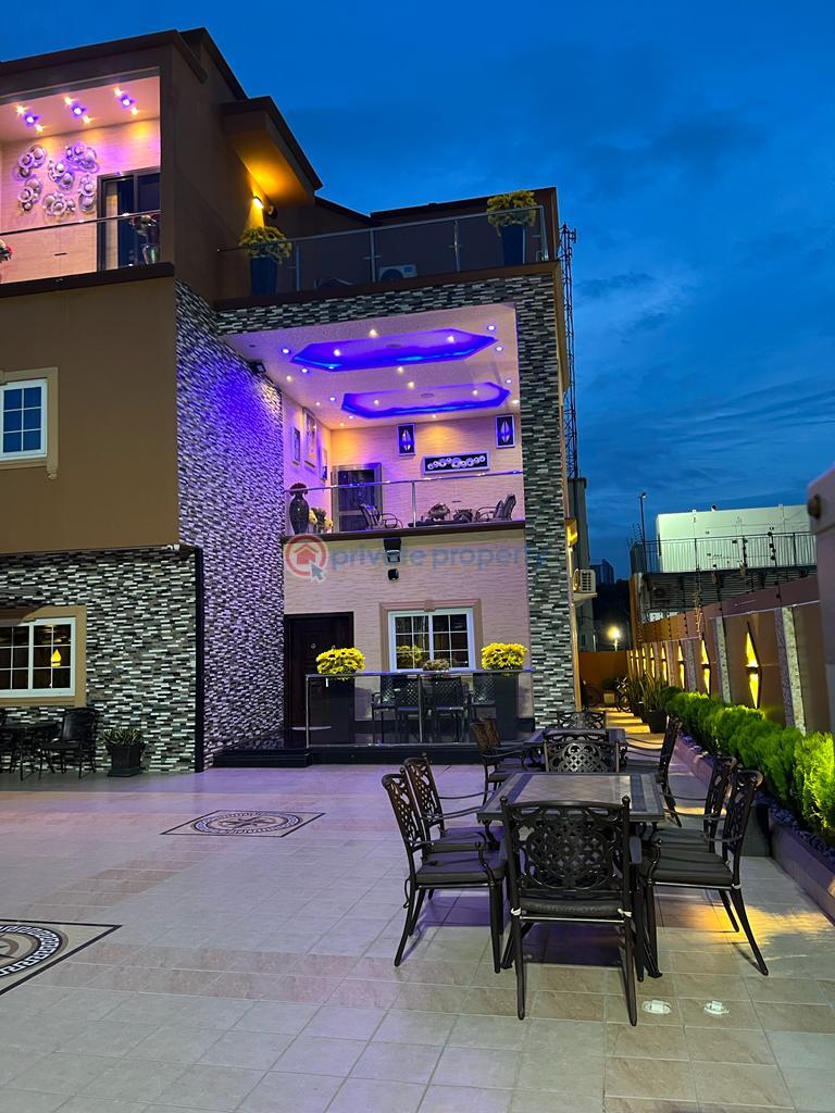 7 bedroom House For Sale Lagos Avenue Dell International Hospital Enclaves East Legon Accra - 1