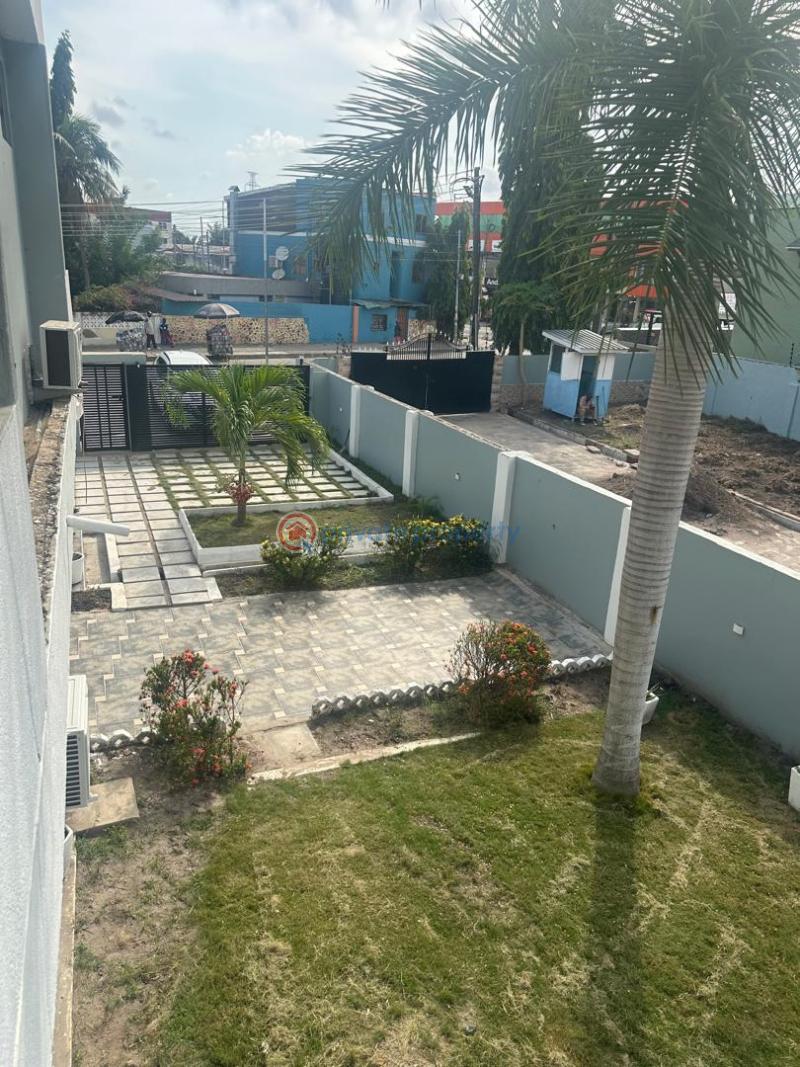 5 bedroom House For Rent Dzorwulu Accra - 12