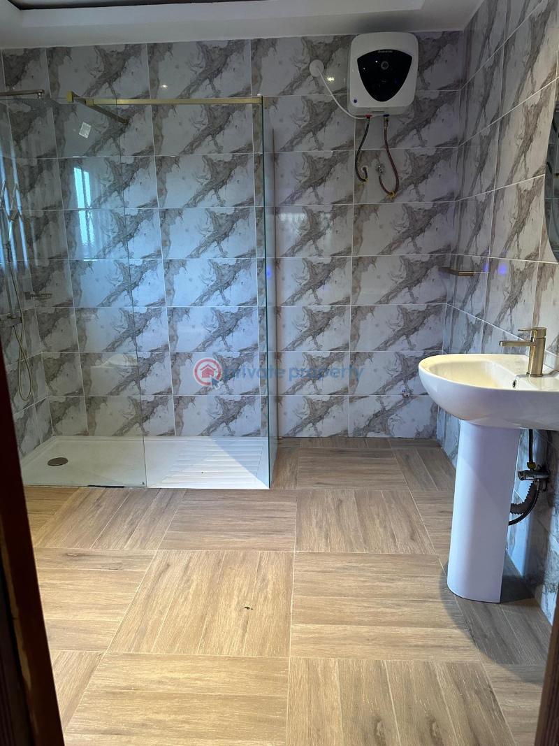7 bedroom House For Rent Ahodwo Kumasi Metropolitan Ashanti - 4