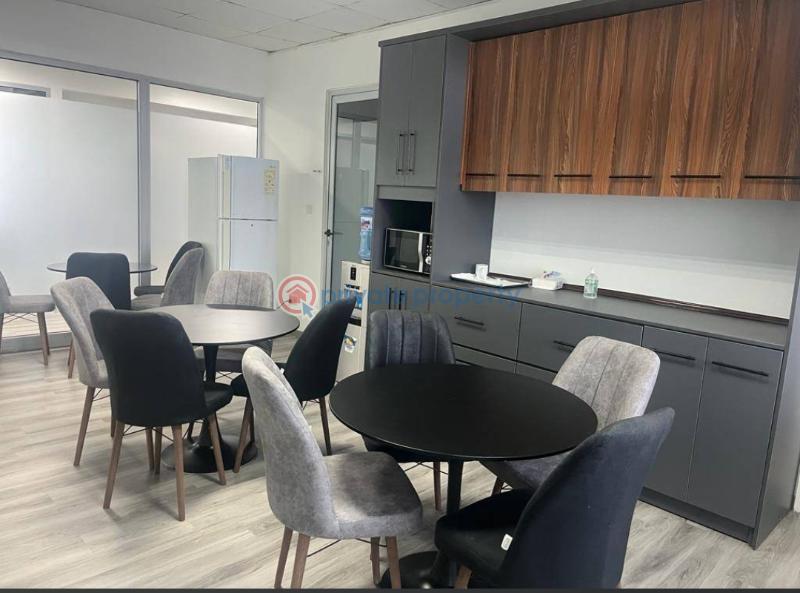 Office Space For Rent Emporium, Movenpick Ambassador Hotel, Independence Avenue, Accra Accra Metropolitan  - 1