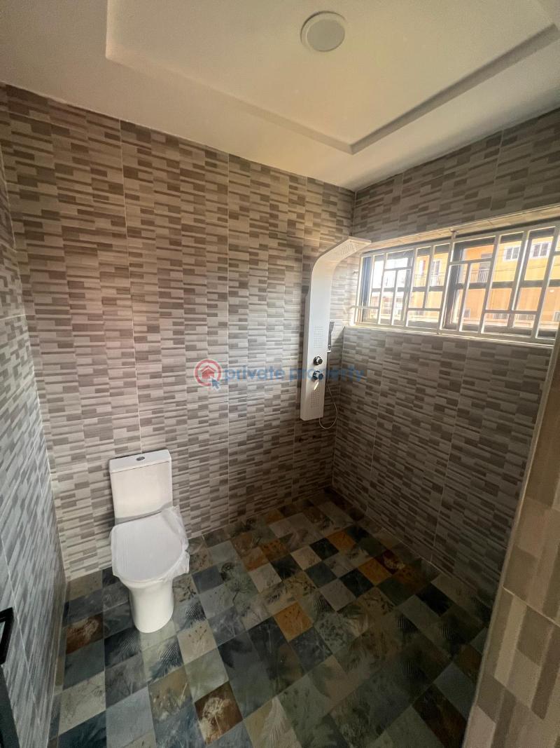3 bedroom Detached Bungalow For Sale Community 25 Tema Accra - 6