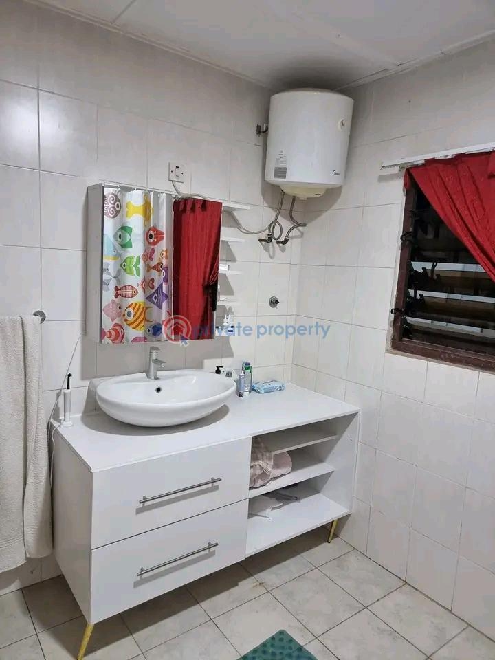2 bedroom Apartment For Rent Abelemkpe Accra - 5