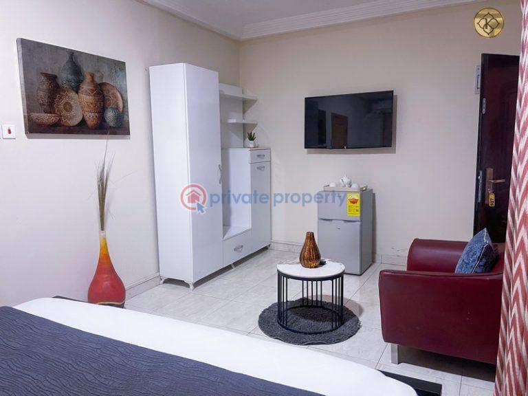 1 bedroom Apartment Short let East Legon Accra - 3