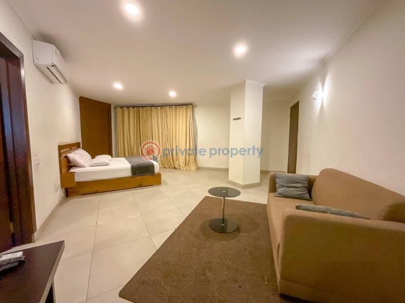 1 bedroom Apartment Short let East Airport Airport Residential Area Accra - 1