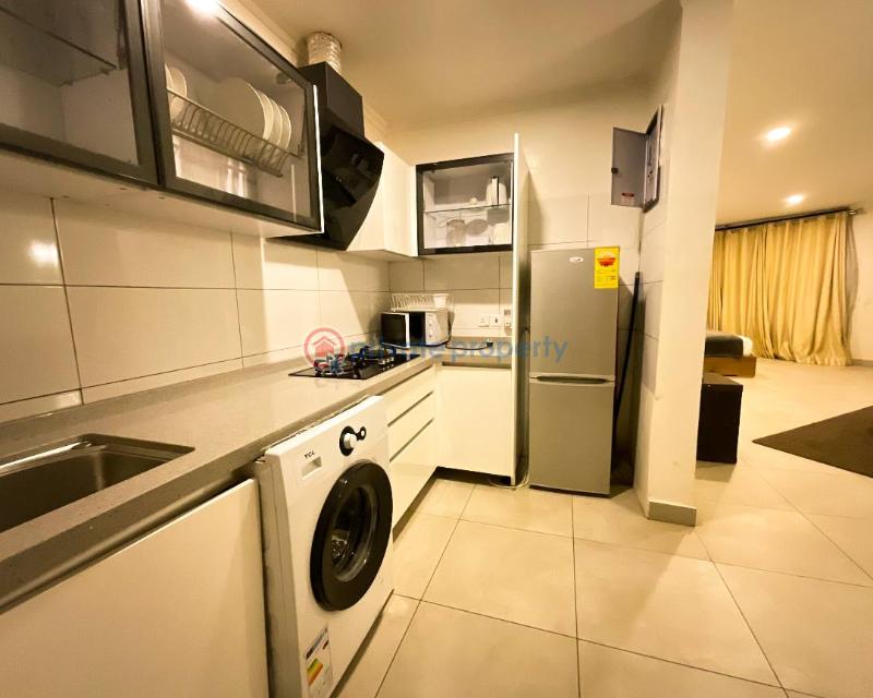1 bedroom Apartment Short let East Airport Airport Residential Area Accra - 4