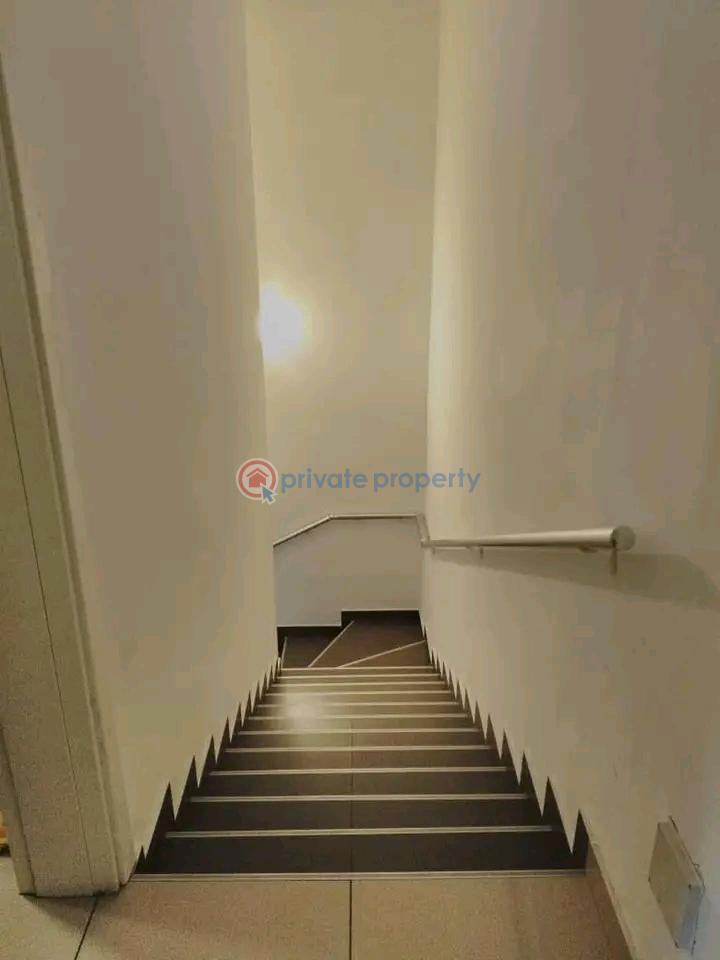 2 bedroom Apartment Short let Cantonments Accra - 8