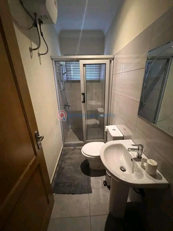 2 bedroom Apartment Short let Dzorwulu Accra - 5