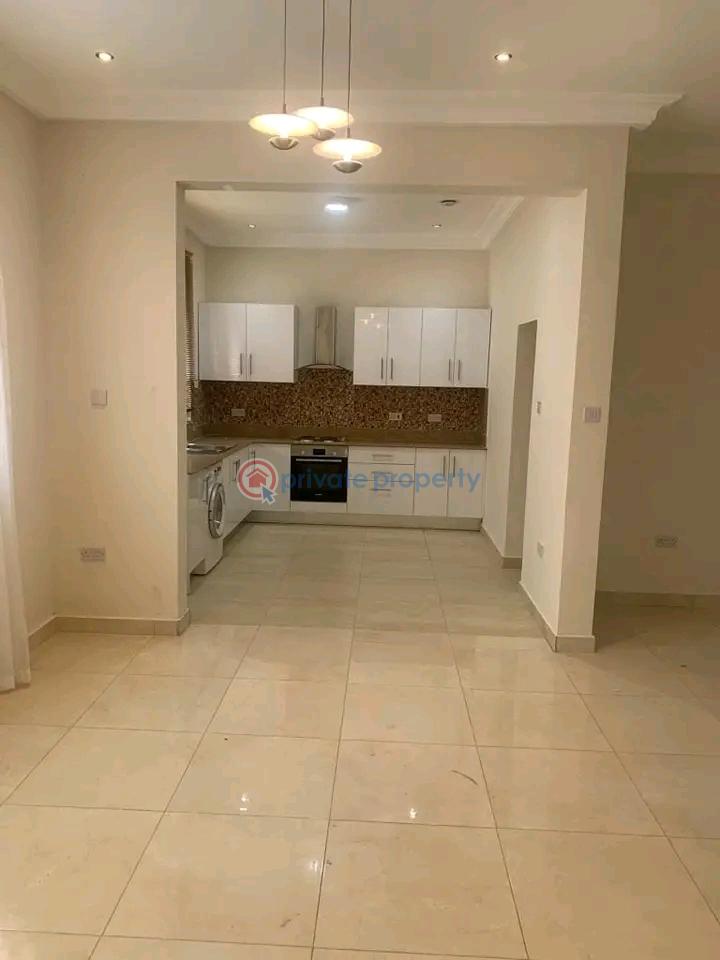 2 bedroom Apartment Short let East Airport Airport Residential Area Accra - 2