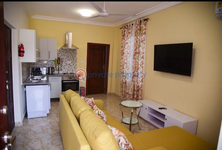2 bedroom Apartment Short let Spintex Accra - 5