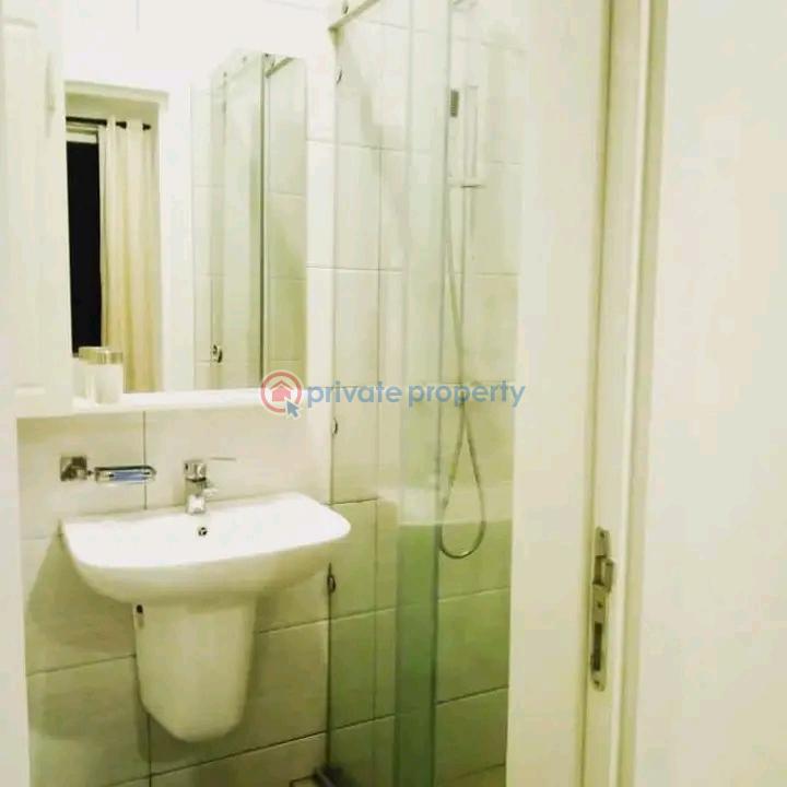2 bedroom Apartment Short let Cantonments Accra - 6