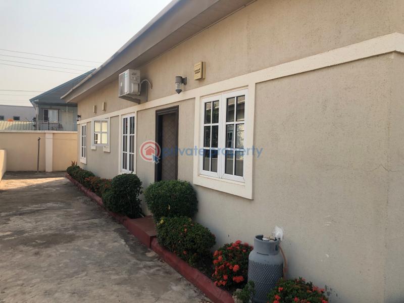 3 bedroom Detached Bungalow Short let After Oyarifa Adenta Municipal Accra - 27