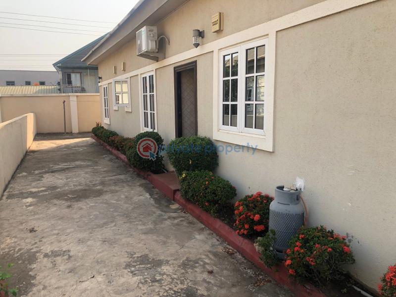 3 bedroom Detached Bungalow Short let After Oyarifa Adenta Municipal Accra - 26
