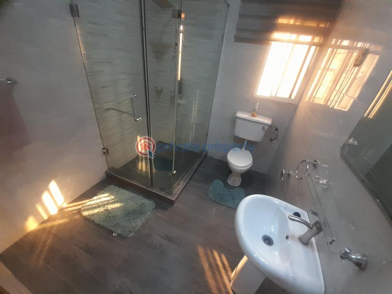 3 bedroom Detached Bungalow Short let After Oyarifa Adenta Municipal Accra - 21