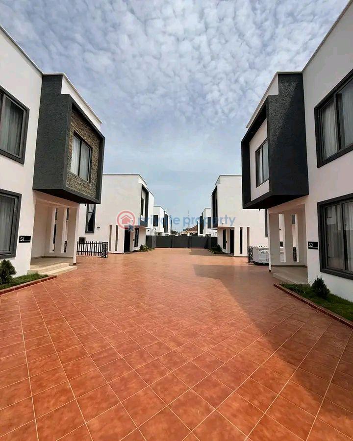 3 bedroom Townhouse For Rent Adjiringanor East Legon Accra - 3