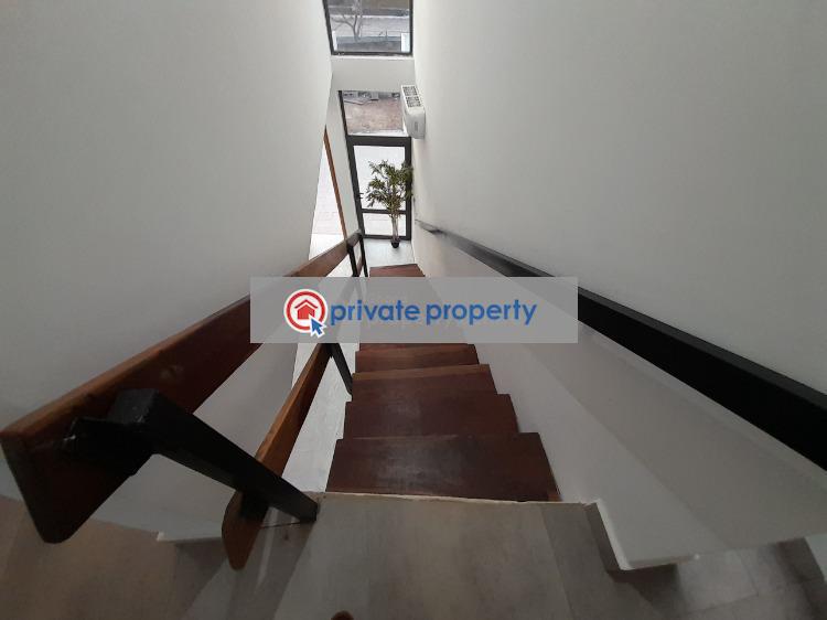 3 bedroom Detached Duplex For Sale &nbsp;estate Road Spintex Accra - 10