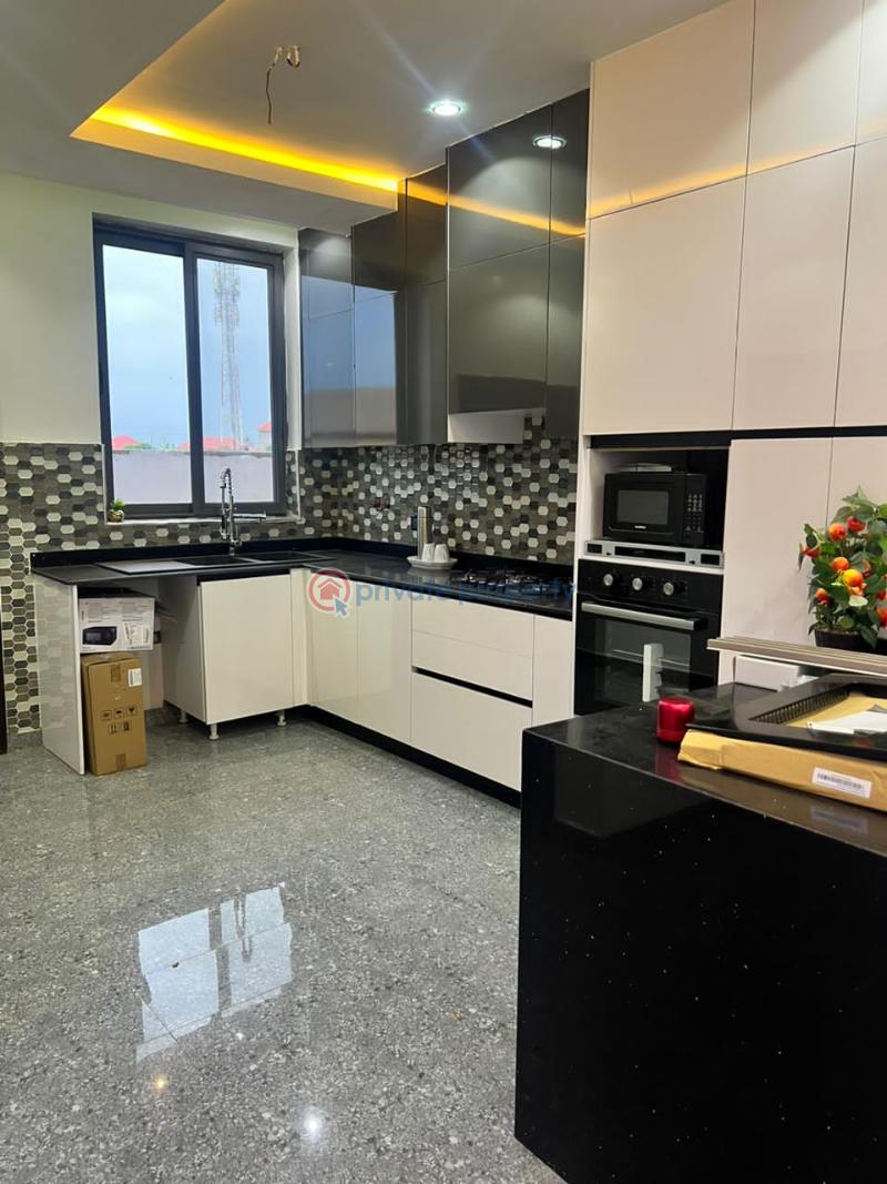 3 bedroom House For Sale Comm 18 Spintex Accra - 6