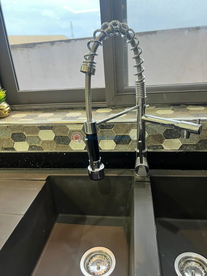 3 bedroom House For Sale Comm 18 Spintex Accra - 8