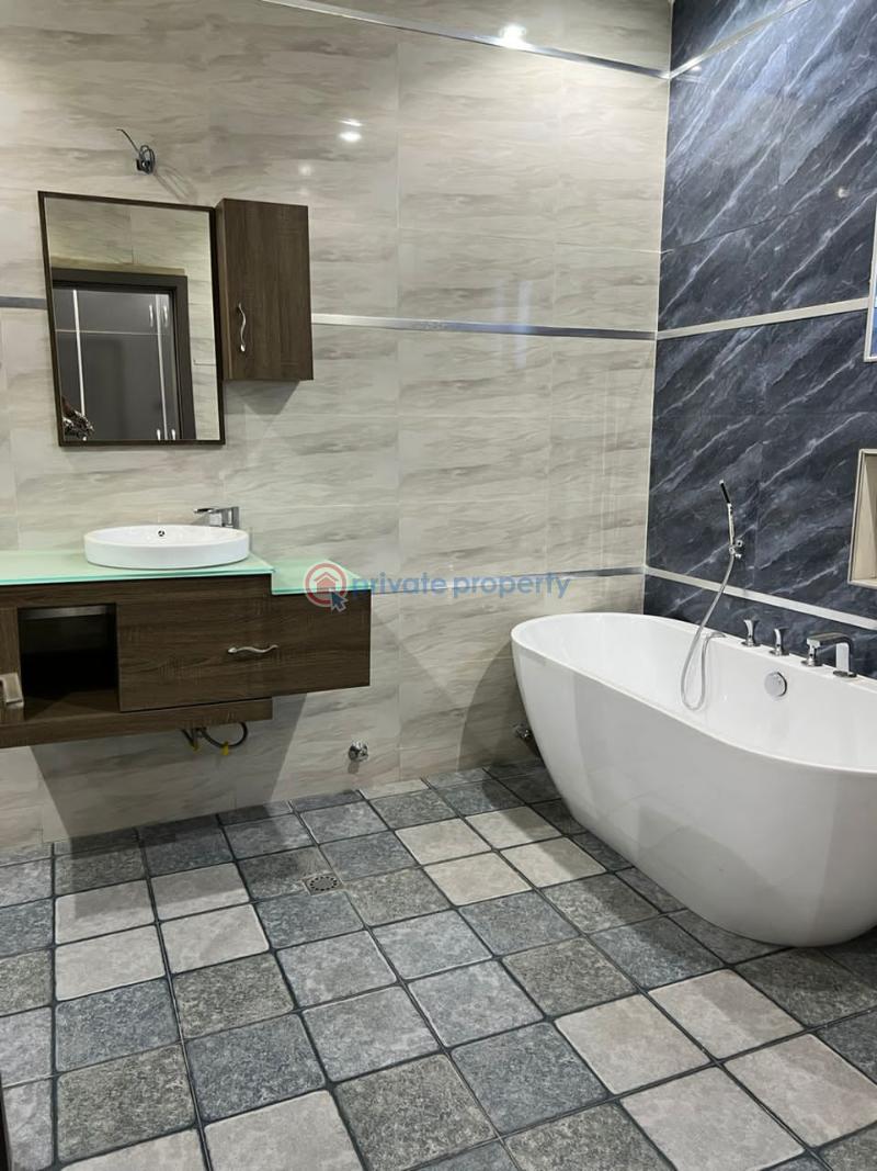 3 bedroom House For Sale Comm 18 Spintex Accra - 7