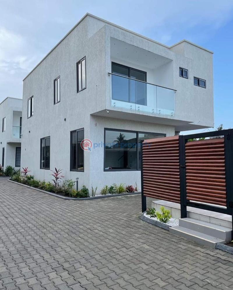 3 bedroom House Short let Dzorwulu Accra - 0