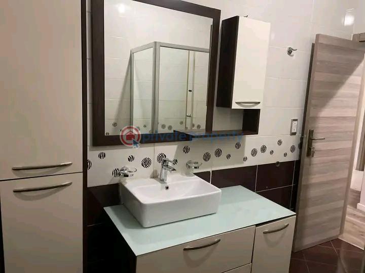3 bedroom Apartment Short let Dzorwulu Accra - 8