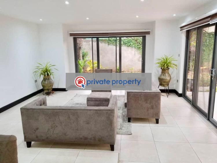 4 bedroom Townhouse For Rent North Ridge Accra - 1