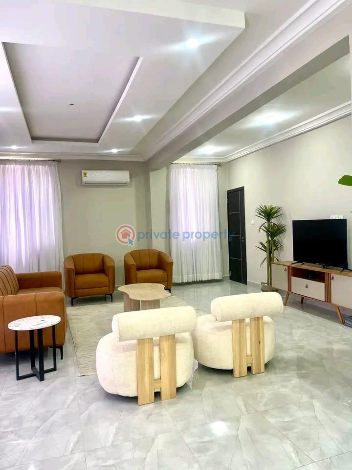 4 bedroom Townhouse For Rent Labone Labadi-Aborm Accra - 2