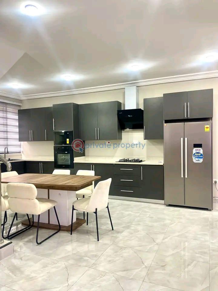 4 bedroom Townhouse For Rent Labone Labadi-Aborm Accra - 7